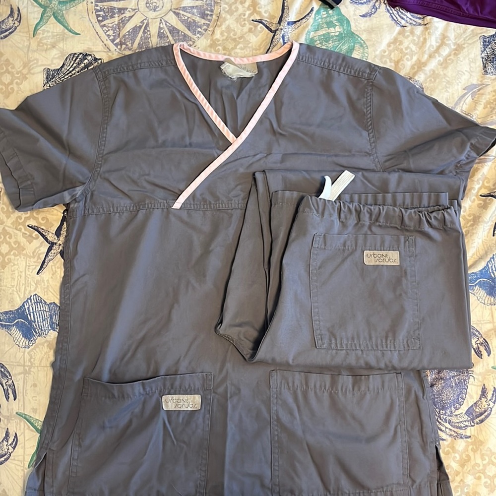 Gray Urban Scrubs Scrub Set